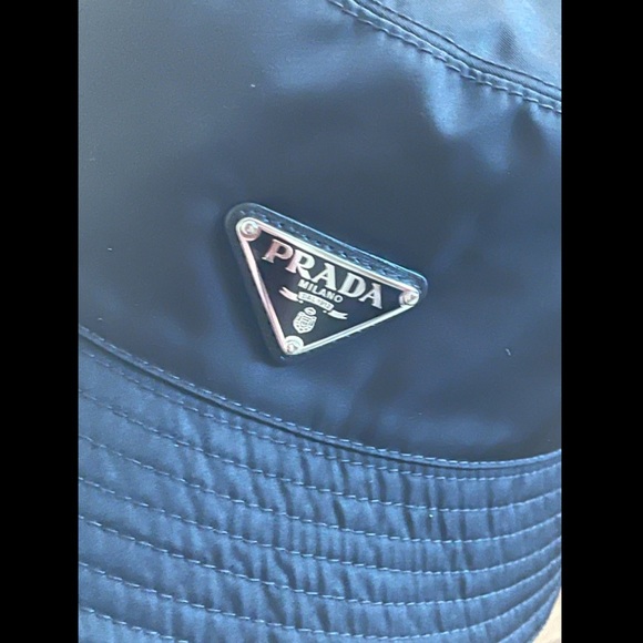 Prada bucket hat - Picture 5 of 5
